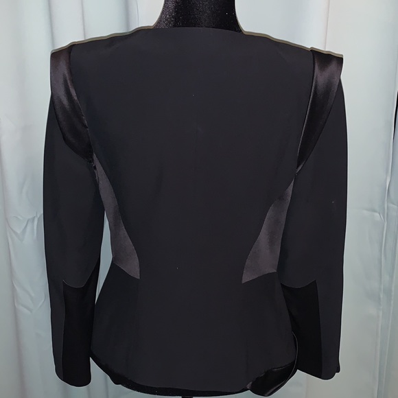 Alexader McQuee Silk Suit - Picture 3 of 16